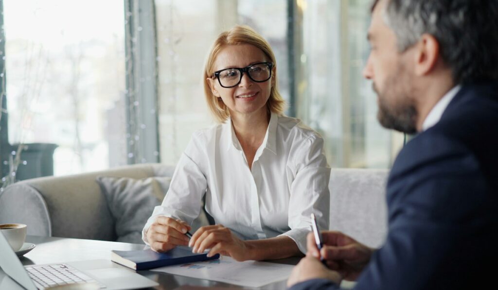 Financial consultation meeting